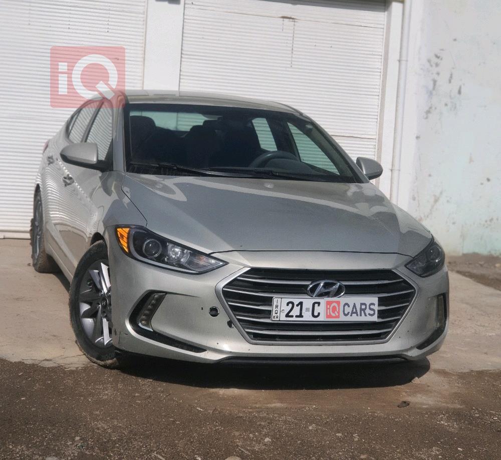 هیۆندای ئەلەنترا